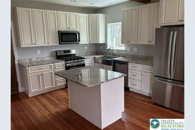 504 Fairview Street, Coopersburg Boro, PA 18036 - Photo 4