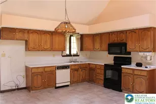 160 White Oak Dr, Penn Forrest, PA 18229 - Photo 12