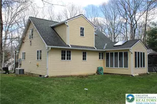 160 White Oak Dr, Penn Forrest, PA 18229 - Photo 6