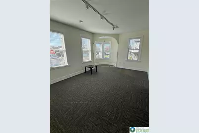4847 Hamilton Boulevard #2nd floor, Lower Macungie Township, PA 18106 - Photo 2