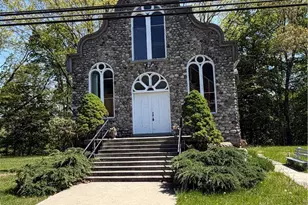 720 Delaware Ave, Portland Boro, PA 18343 - Photo 1