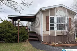 82 Juniper Ct, East Allen Township, PA 18014 - Photo 2
