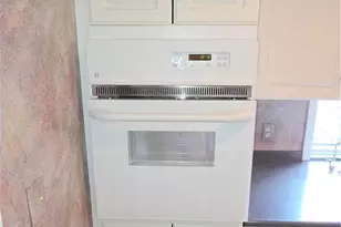 142 E North St, Nazareth Boro, PA 18064 - Photo 34