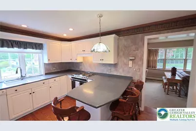 142 E North Street, Nazareth Boro, PA 18064 - Photo 28