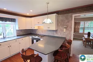 142 E North St, Nazareth Boro, PA 18064 - Photo 28