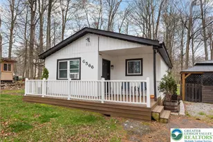 7483 Cottage Ln, Coolbaugh Twp, PA 18466 - Photo 2