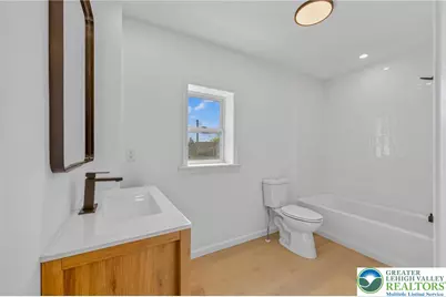 28 N 4th Street, Emmaus Boro, PA 18049 - Photo 32