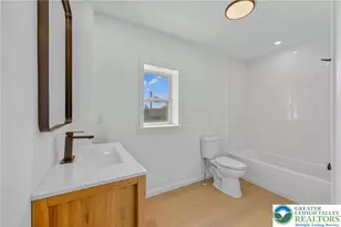 28 N 4th St, Emmaus Boro, PA 18049 - Photo 32