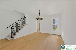 28 N 4th St, Emmaus Boro, PA 18049 - Photo 8