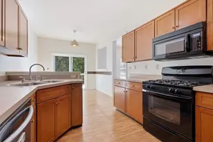 127 Willow Dr, Palmer Twp, PA 18045 - Photo 14