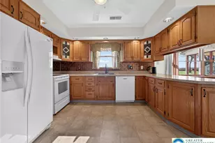 7098 Limerick Square, Bethlehem City, PA 18017 - Photo 8