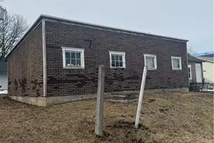 170 Whitfield St, Nazareth, PA 18064 - Photo 1