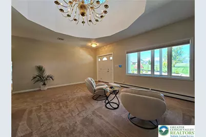 141 Clovershire Drive, Bushkill Twp, PA 18064 - Photo 6