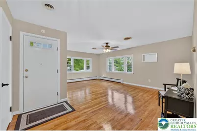 223 Oak Street, Washington Twp, PA 18072 - Photo 14