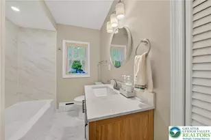 223 Oak St, Washington Twp, PA 18072 - Photo 38