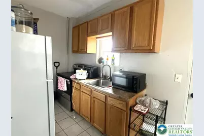 333 Madison Street, Allentown City, PA 18102 - Photo 2