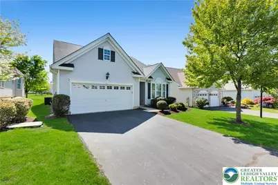 2088 Kingsview Road, Lower Macungie Township, PA 18062 - Photo 2