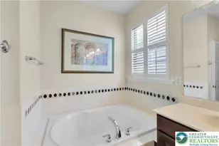 2088 Kingsview Rd, Lower Macungie Township, PA 18062 - Photo 20