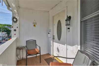 62 N 7th Street, Easton, PA 18042 - Photo 2