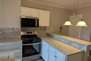127 W Susquehanna St, Allentown City, PA 18103 - Photo 2
