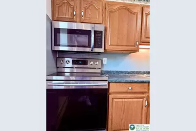 3465 Route 212 #2nd Floor Rear, Springfield Twp, PA 18081 - Photo 4