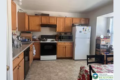 2465 Gillian, Forks, PA 18040 - Photo 2