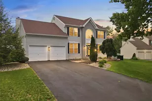 410 Ramblewood Dr, Forks Twp, PA 18040 - Photo 1