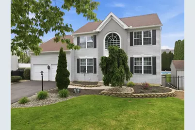 410 Ramblewood Drive, Forks Twp, PA 18040 - Photo 2