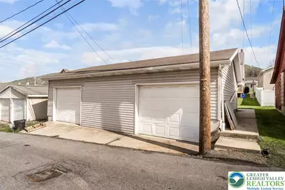 213 Lehigh Avenue, Palmerton Boro, PA 18071 - Photo 6