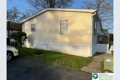 4 Briarwood Court N, East Allen Township, PA 18014 - Photo 2