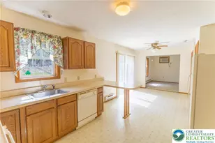 272 Schoolhouse Rd, East Stroudsburg, PA 18302 - Photo 8