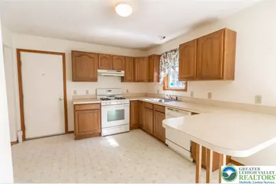 272 Schoolhouse Road, East Stroudsburg, PA 18302 - Photo 6