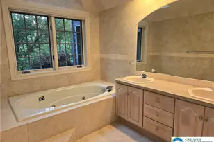 2834 Sheffield Dr, Lower Macungie Township, PA 18049 - Photo 12