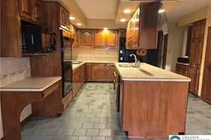2834 Sheffield Dr, Lower Macungie Township, PA 18049 - Photo 6