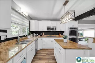 1271 Stafore Dr, Hanover Twp, PA 18017 - Photo 8