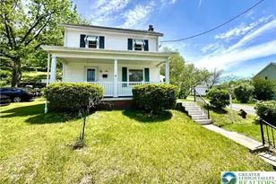 391 Fairview St, Lehighton Boro, PA 18235 - Photo 2