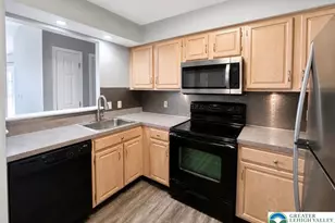 5177 Cheryl Dr, Bethlehem City, PA 18017 - Photo 2