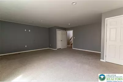 2406 Gentle Hollow Drive, Whitehall Township, PA 18052 - Photo 34