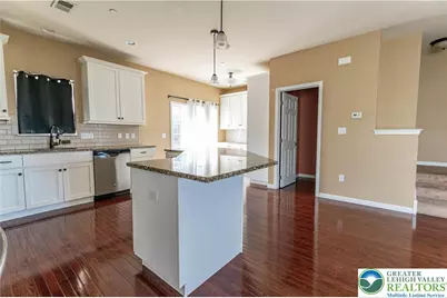 2406 Gentle Hollow Drive, Whitehall Township, PA 18052 - Photo 12
