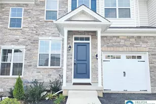 422 Gray Feather Way, Upper Macungie Township, PA 18104 - Photo 2