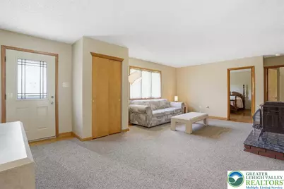 1045 Forest Street, Franklin Twp, PA 18235 - Photo 4