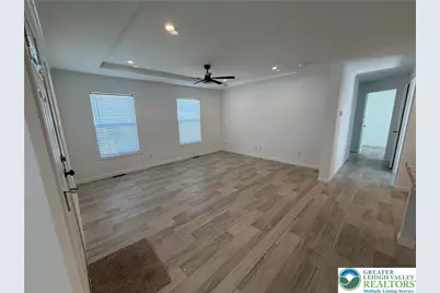 425 Upper Pmhe North Drive, East Stroudsburg, PA 18302 - Photo 8