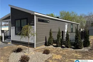 425 Upper PMHE N Dr, East Stroudsburg, PA 18302 - Photo 4