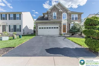 1535 Ciara Drive, Hanover Twp, PA 18017 - Photo 2