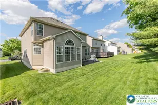 1535 Ciara Dr, Hanover Twp, PA 18017 - Photo 4