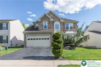 1535 Ciara Drive, Hanover Twp, PA 18017 - Photo 12