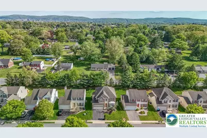 1535 Ciara Drive, Hanover Twp, PA 18017 - Photo 10