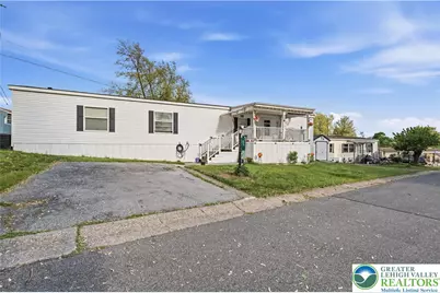 65 Easy Street, Allen Township, PA 18067 - Photo 2