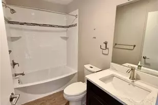 124 W Union Blvd, Bethlehem City, PA 18018 - Photo 4