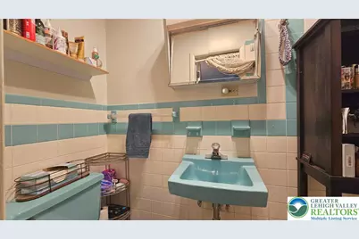 1605 Lois Lane, Bethlehem City, PA 18018 - Photo 24
